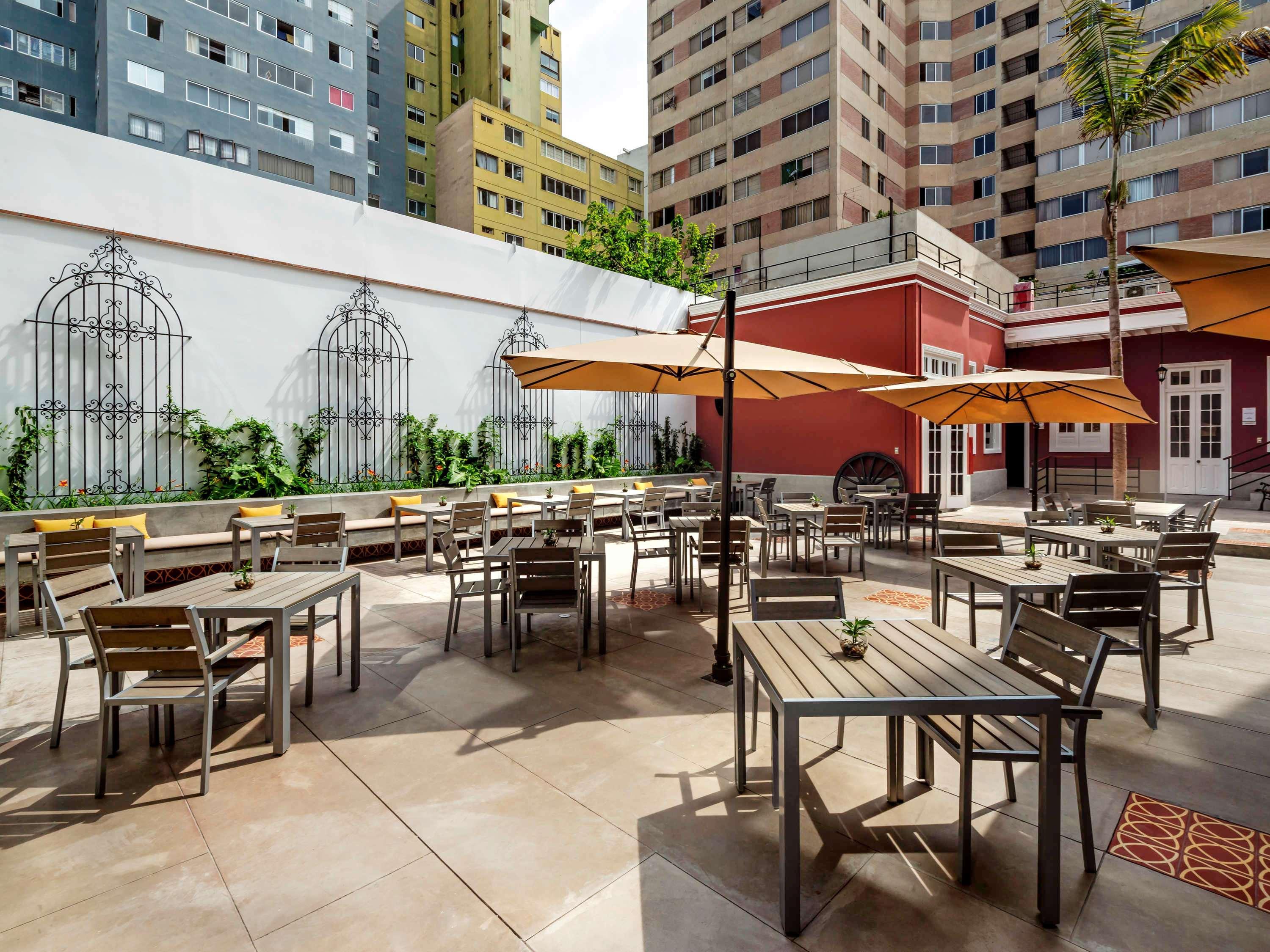 Mercure Ariosto Lima Bagian luar foto
