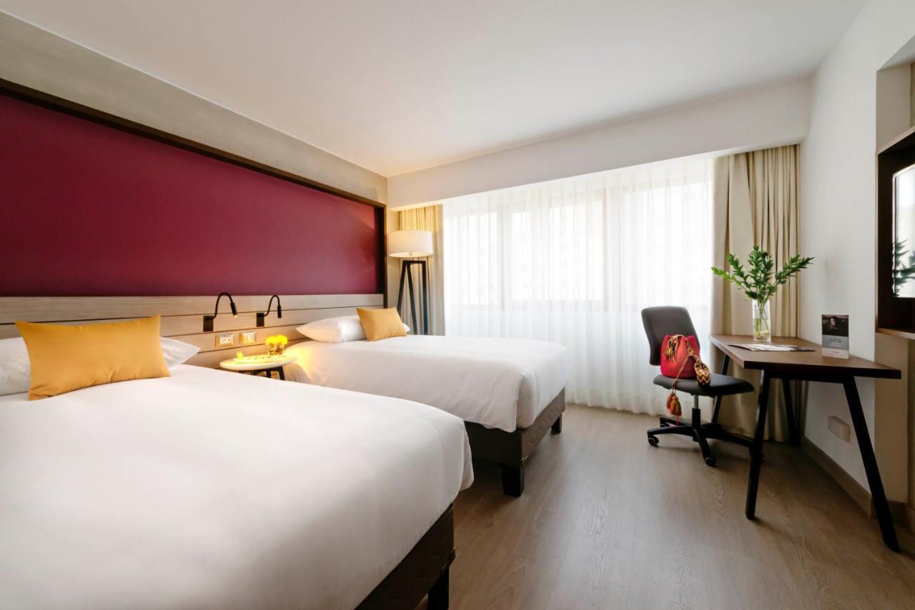 Mercure Ariosto Lima Bagian luar foto