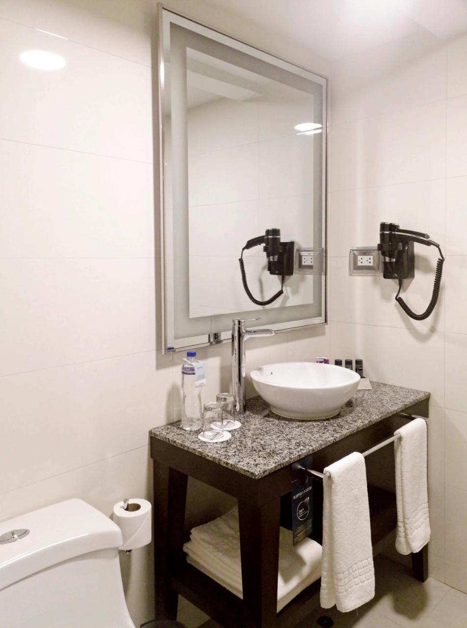 Mercure Ariosto Lima Bagian luar foto