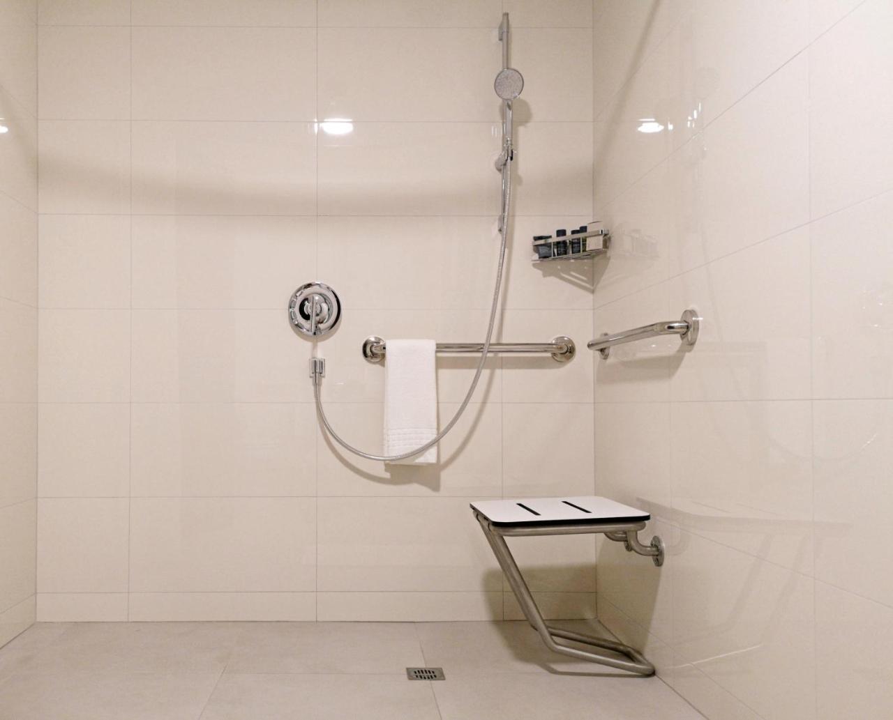 Mercure Ariosto Lima Bagian luar foto